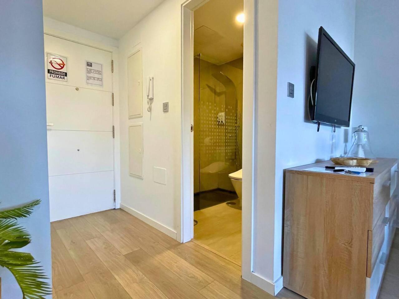 Home4U Apartamento Con Cochera Granada Bagian luar foto
