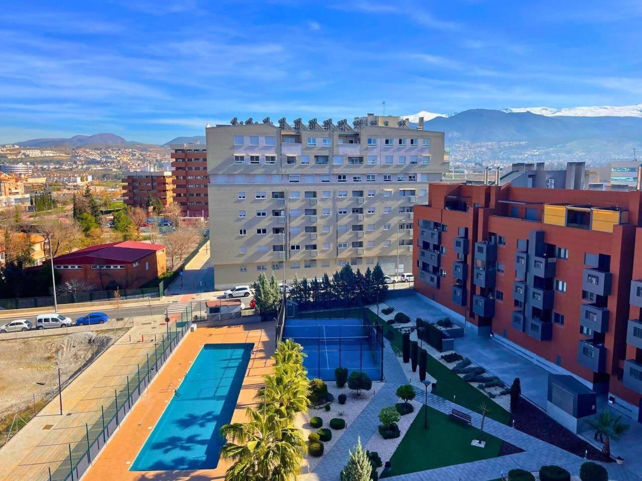 Home4U Apartamento Con Cochera Granada Bagian luar foto