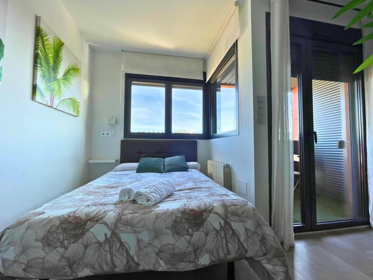 Home4U Apartamento Con Cochera Granada Bagian luar foto
