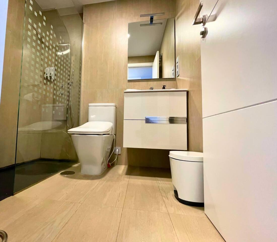 Home4U Apartamento Con Cochera Granada Bagian luar foto