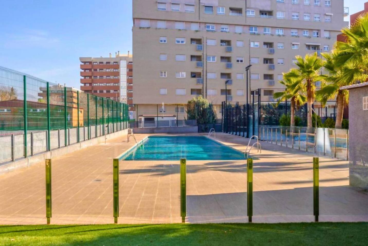 Home4U Apartamento Con Cochera Granada Bagian luar foto